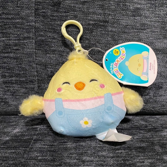 Aimee Chick Squishmallow - Picture 1 of 2